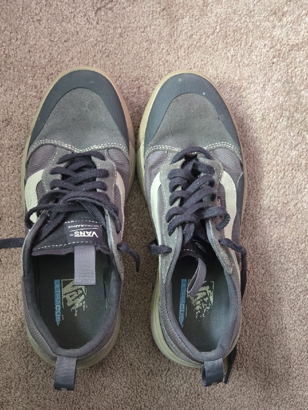 Vans Women's 10/ Men’s 8.5 Gray and Off-White Skate Sneakers